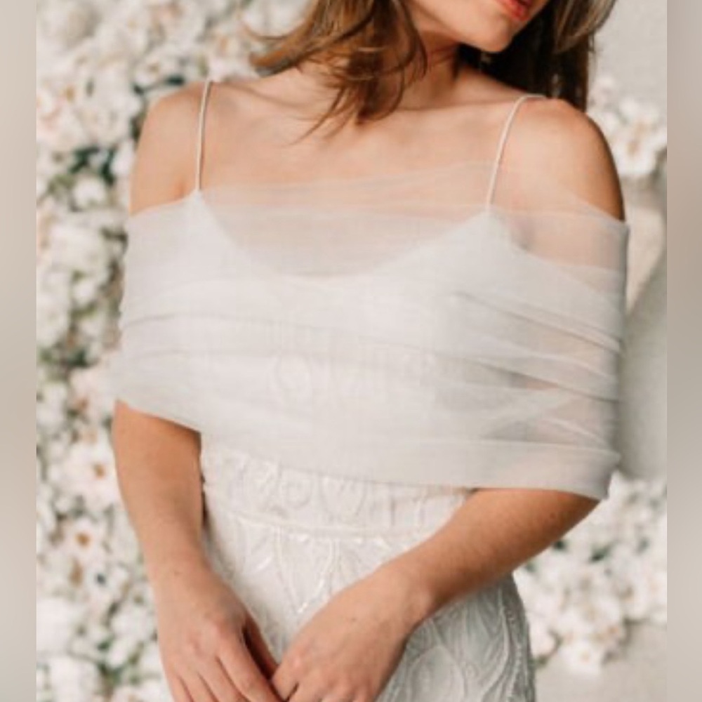 Tulle Bridal Wedding Shawl (Never Worn)